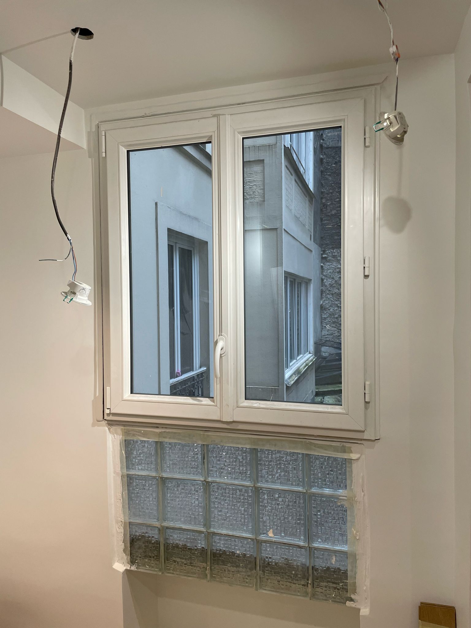 dépose et pose nouvelle fenêtre à Paris (75)